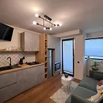 Homeland Super View Апартаменты *